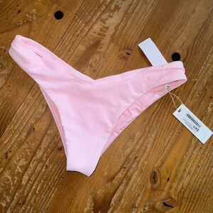 NWT Frankie’s Bikinis Austin Bottoms - Size Large